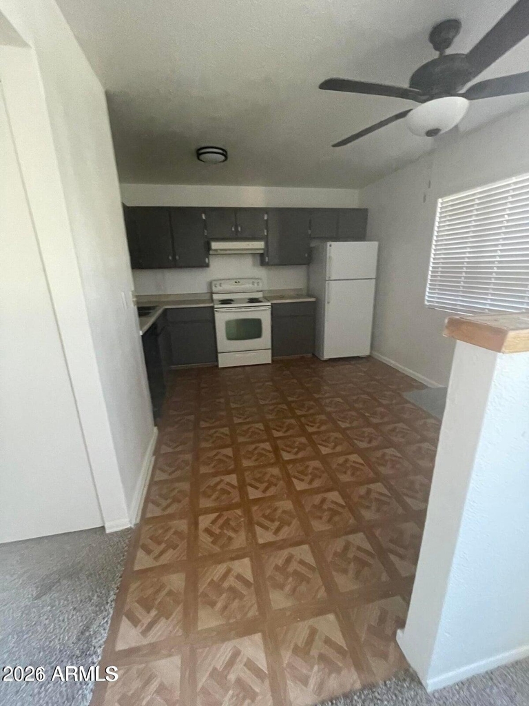 460 E 10th Avenue - Photo 3