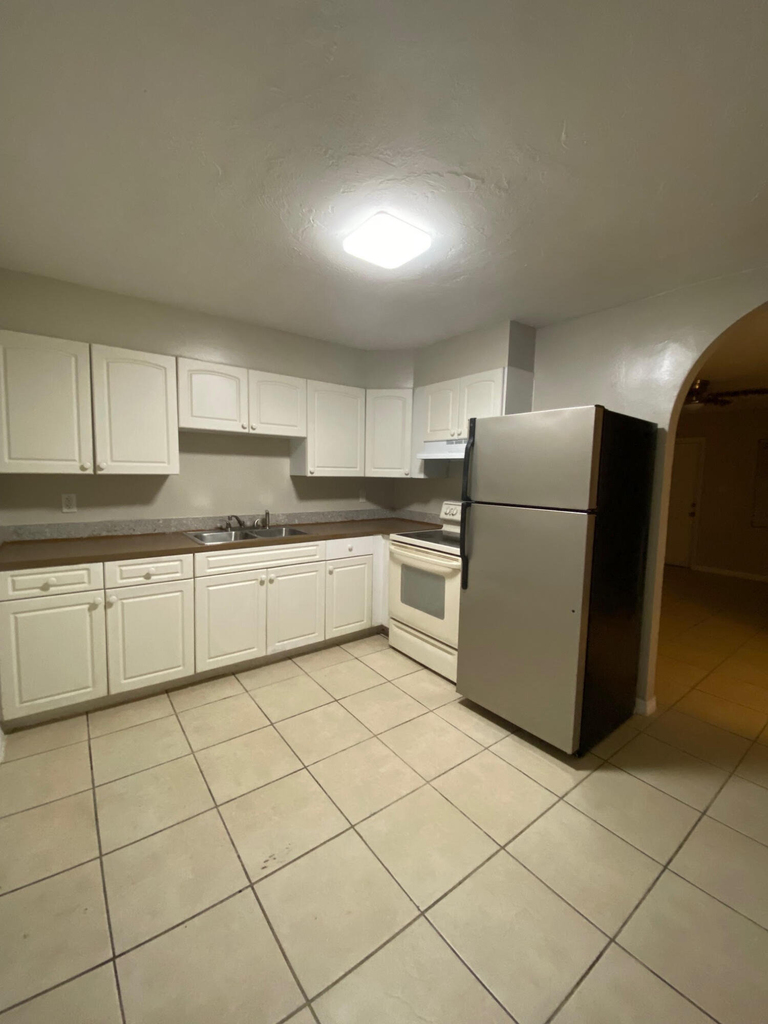 951 Fra Mar Place - Photo 3