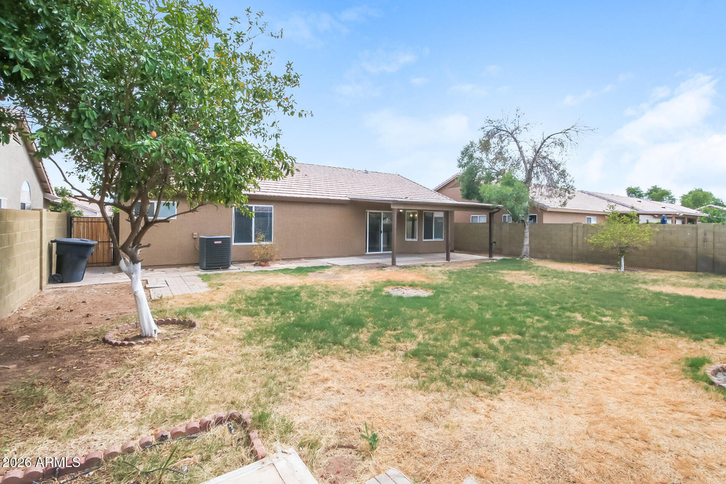 2326 E Devon Court - Photo 14