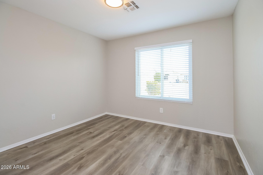 2326 E Devon Court - Photo 9