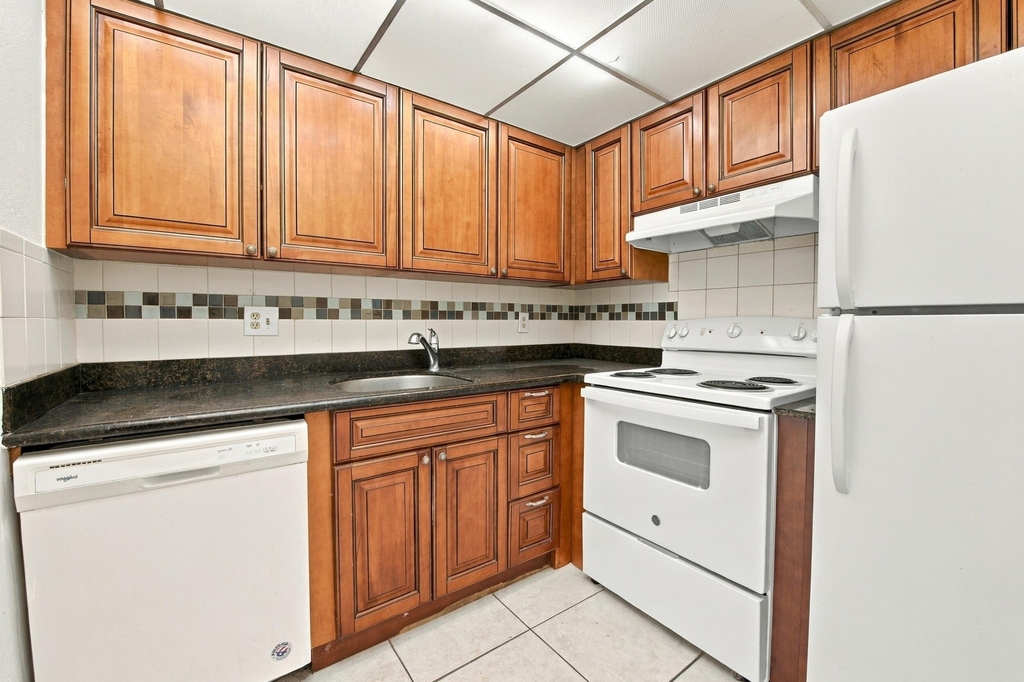 616 Nw 13th Street - Photo 11