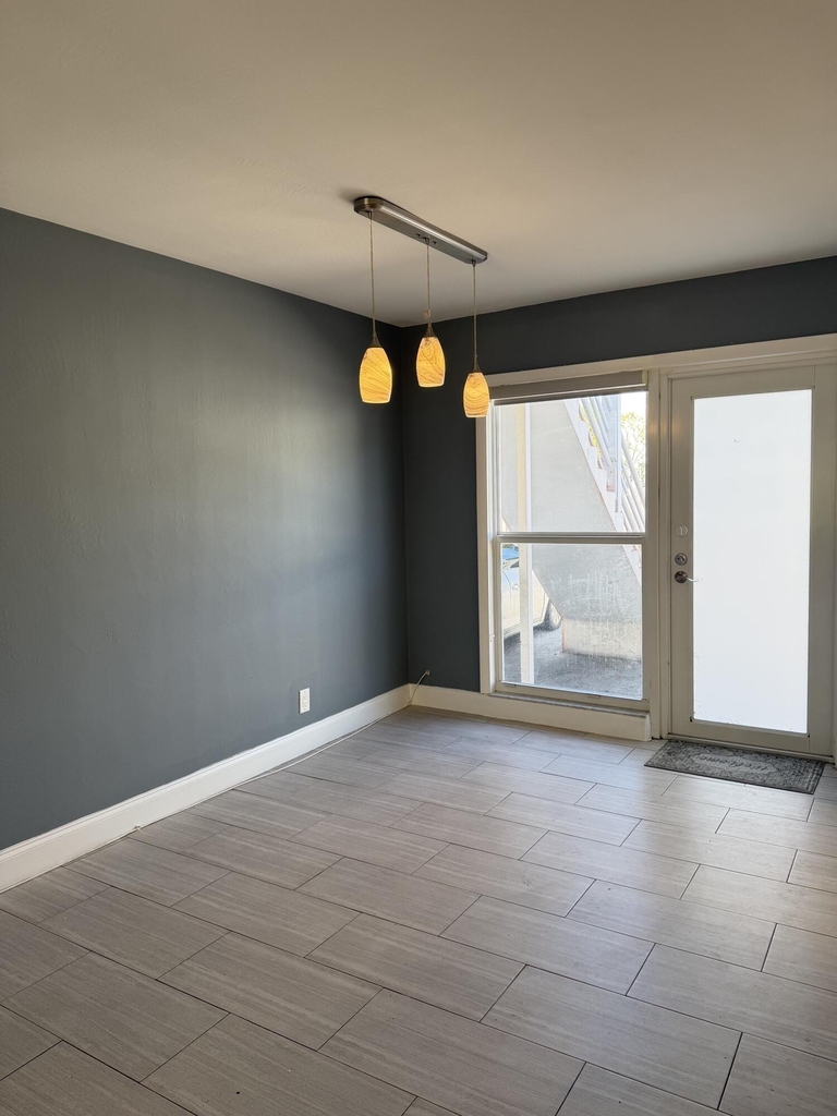 1643 Wiley Street - Photo 7