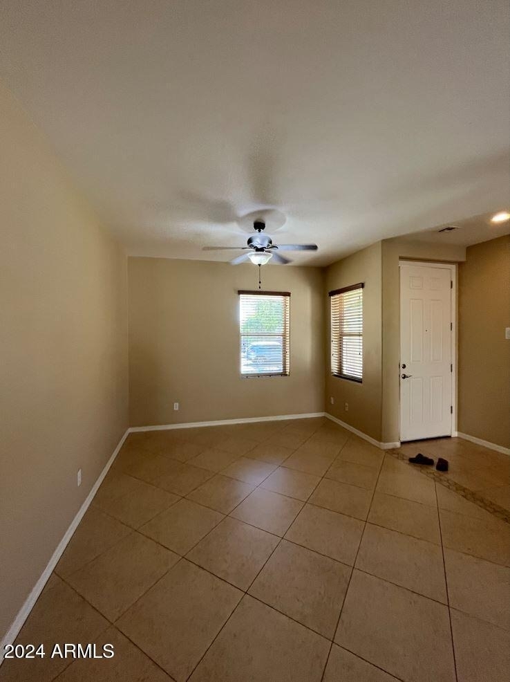 3120 E Patrick Street - Photo 3