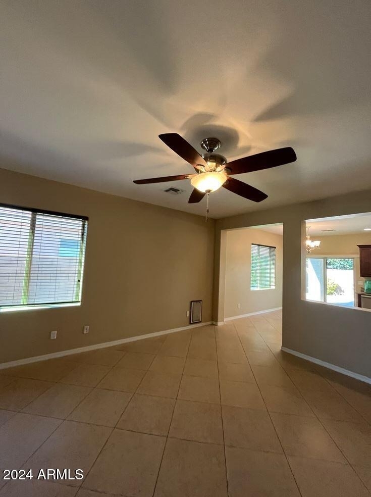3120 E Patrick Street - Photo 4