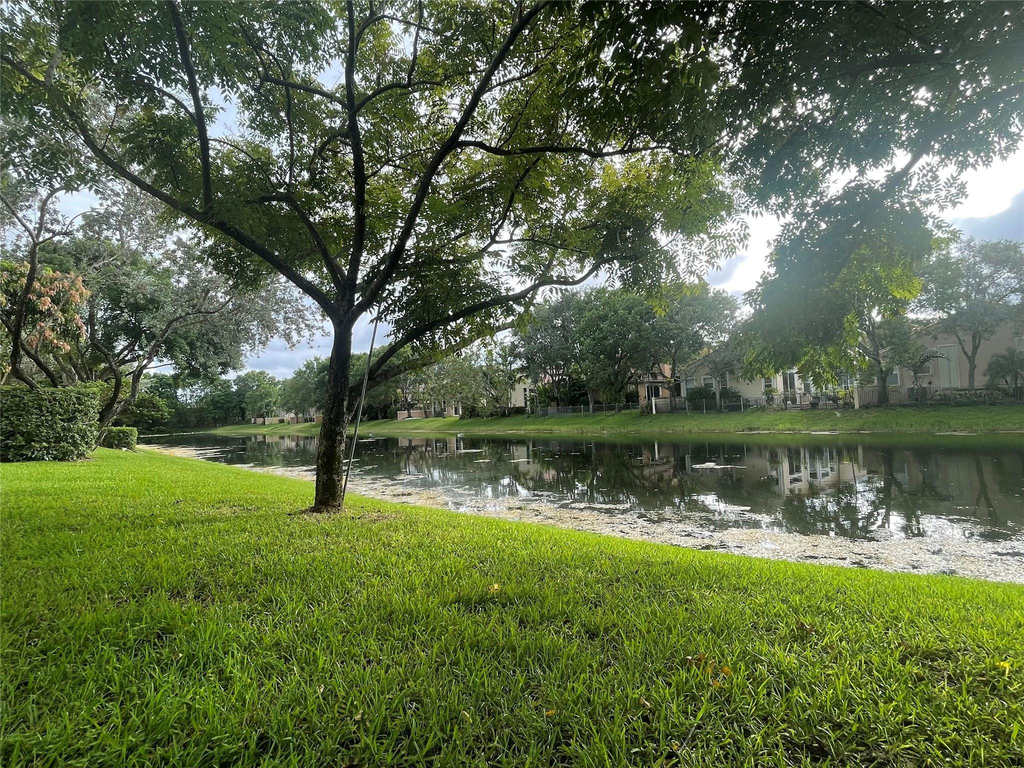 5780 Nw 120th Avenue - Photo 31