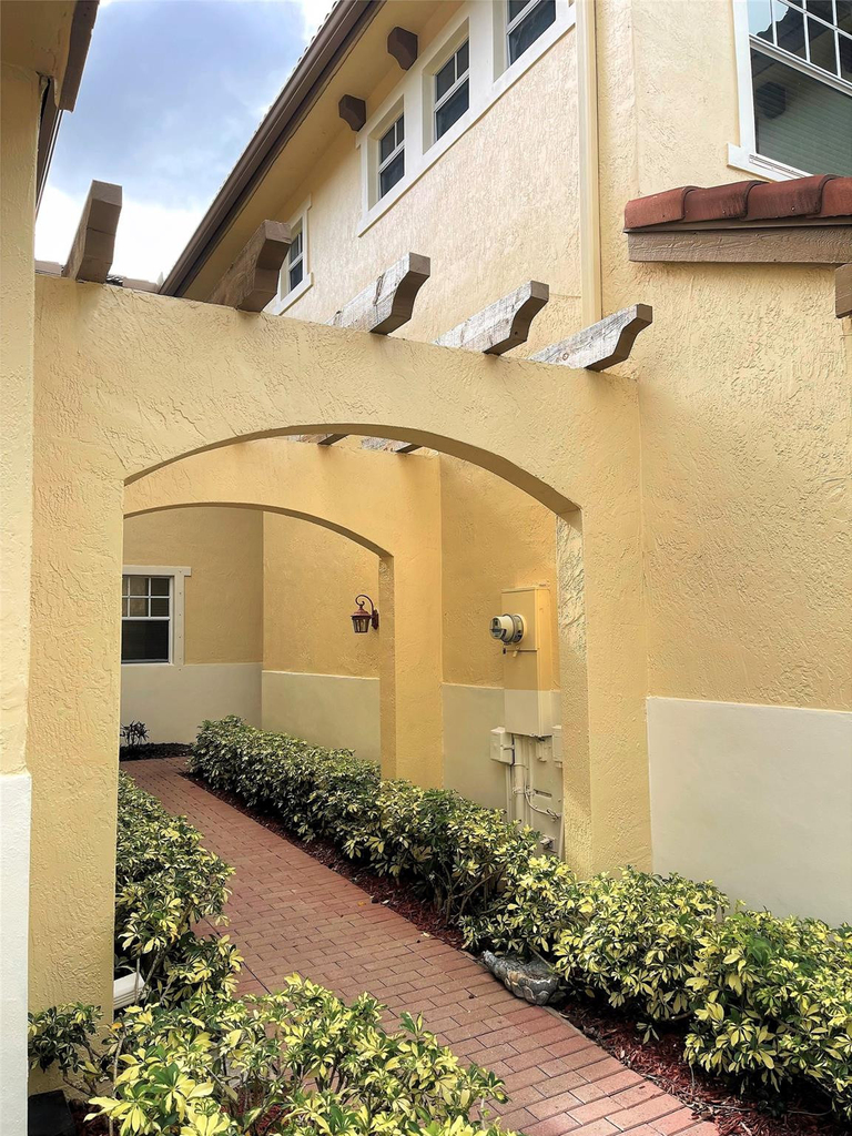 5780 Nw 120th Avenue - Photo 27