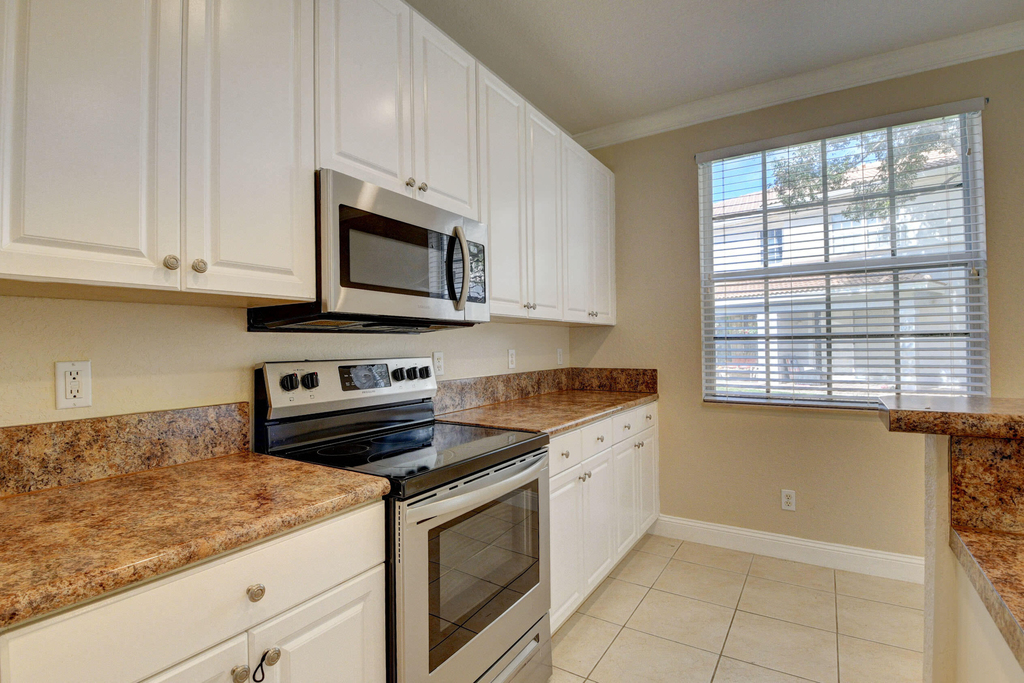 4353 Legacy Court - Photo 3
