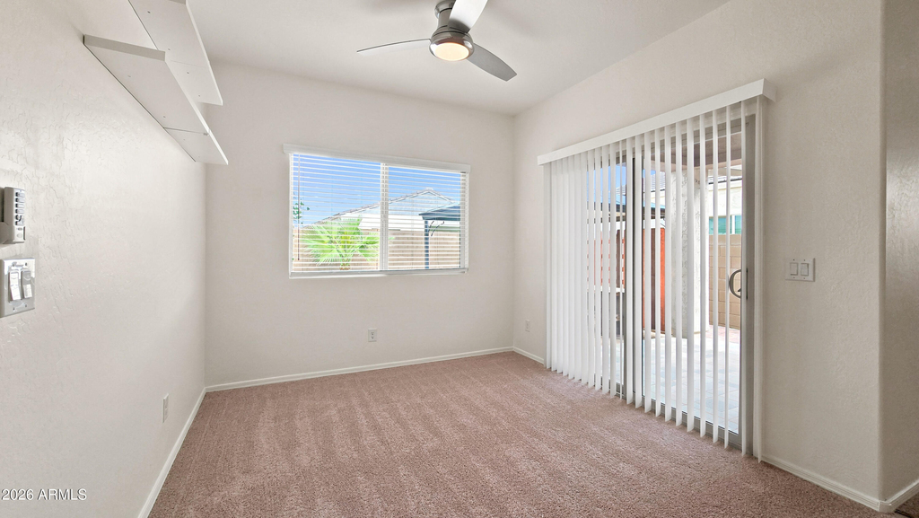 12736 W Midway Avenue - Photo 15