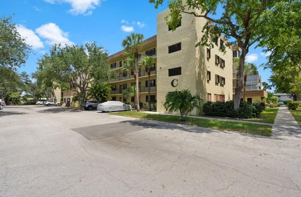 367 S Federal Highway - Photo 11