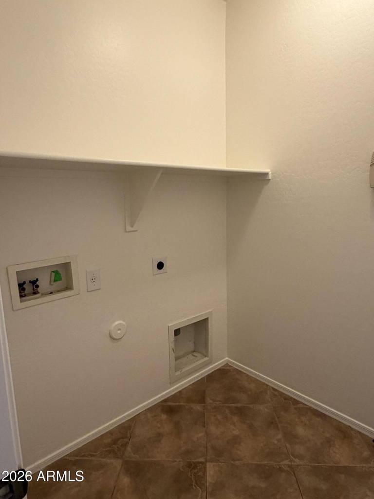 8811 W Nicolet Avenue - Photo 7