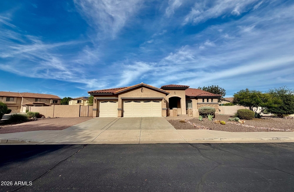 5916 W Fetlock Trail - Photo 0