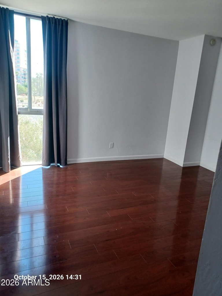 2323 N Central Avenue N - Photo 18