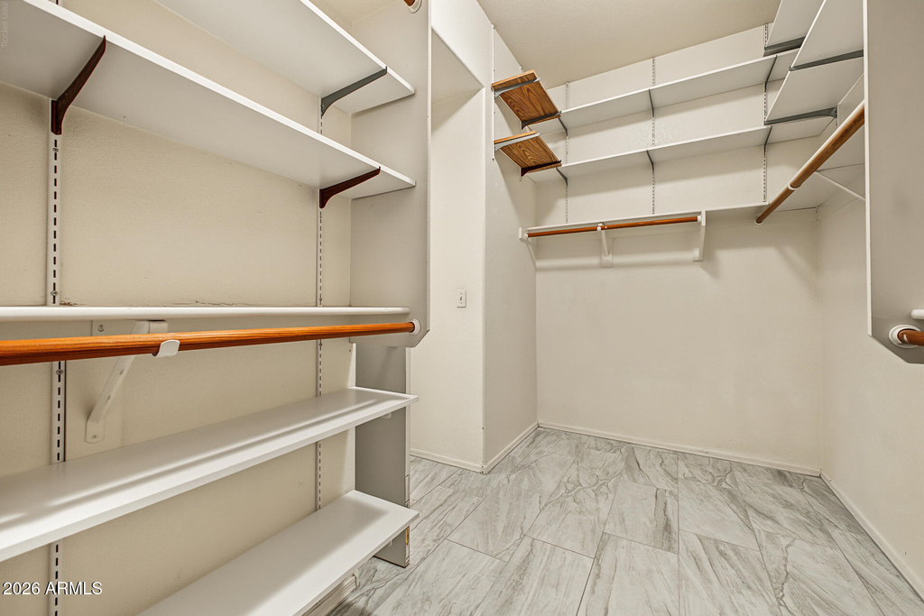 7529 W Sunnyside Drive - Photo 15