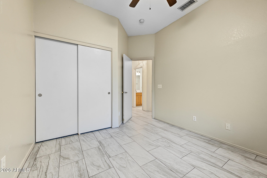 7529 W Sunnyside Drive - Photo 19