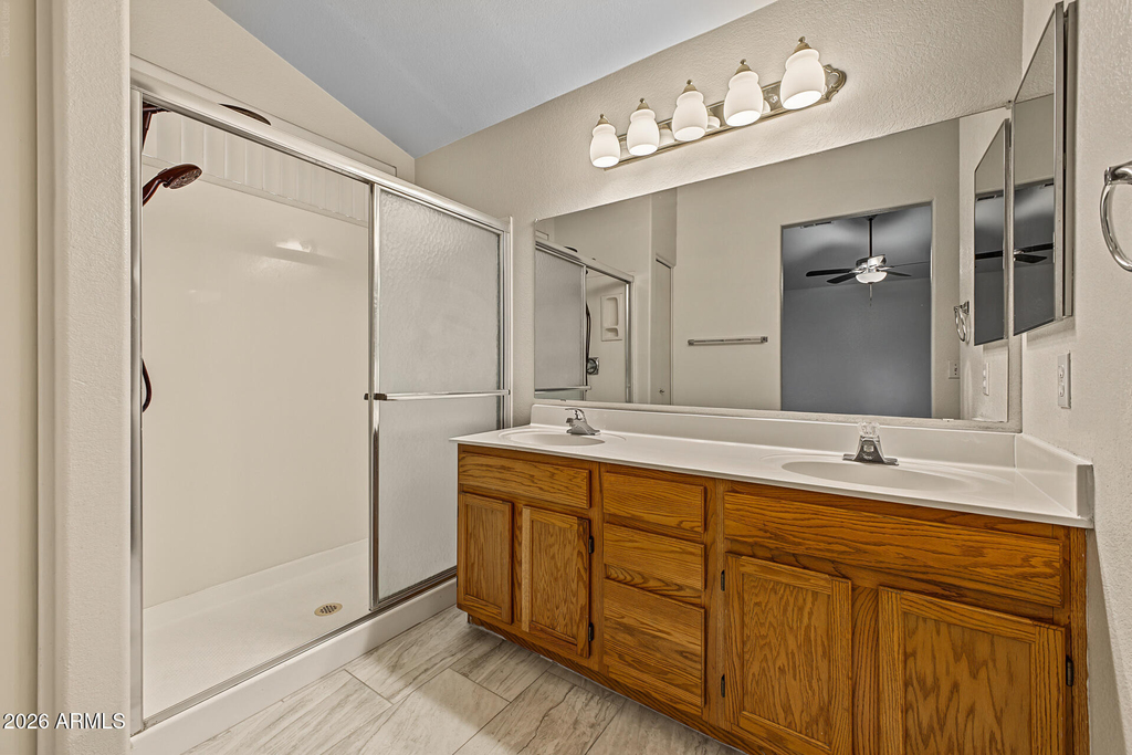 7529 W Sunnyside Drive - Photo 12