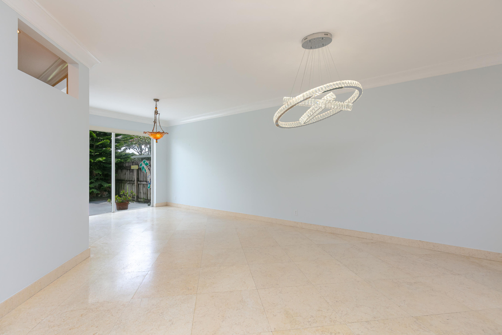 3626 Newport Avenue - Photo 5