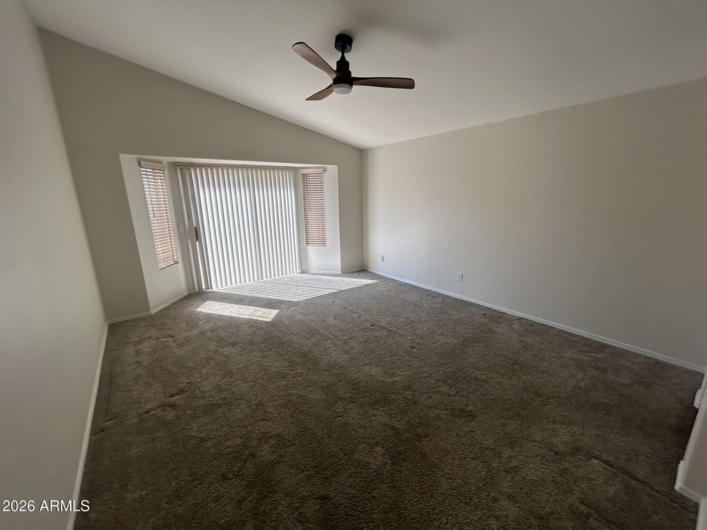 1671 W Princeton Avenue - Photo 17