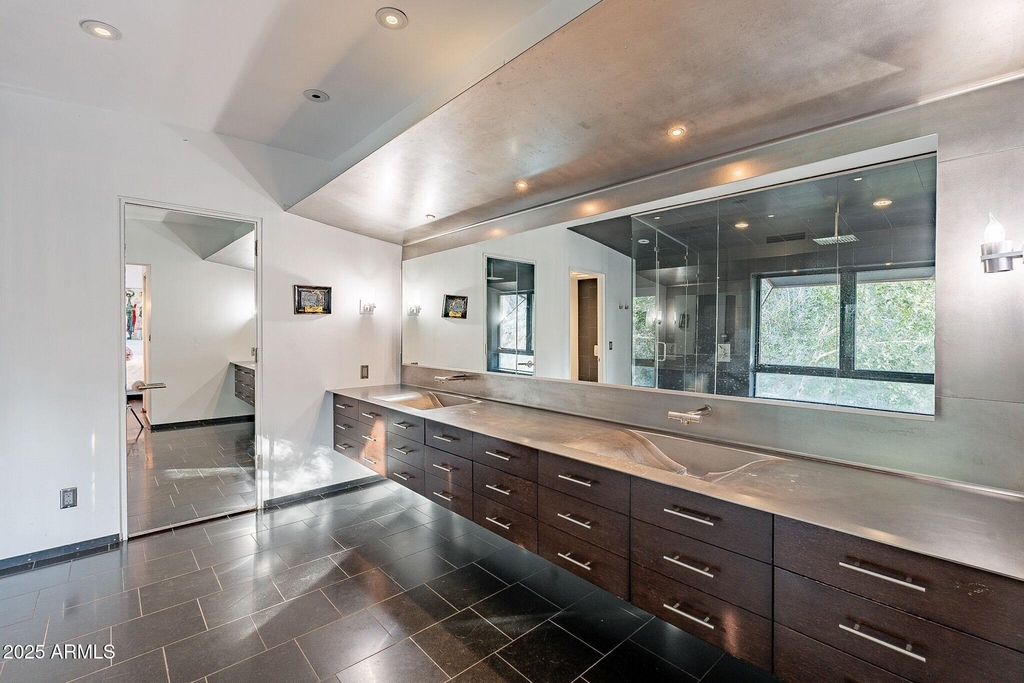 7044 N Hillside Drive - Photo 35
