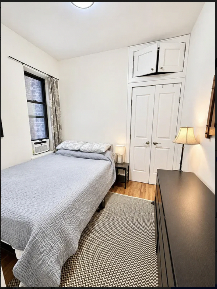 West 92nd St and Bway - Photo 4