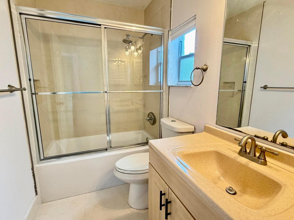 5305 Nw 54th Street Nw - Photo 7