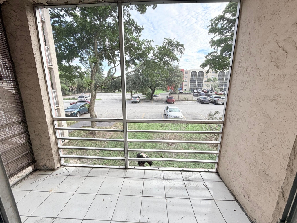 2800 Nw 56th Avenue - Photo 3