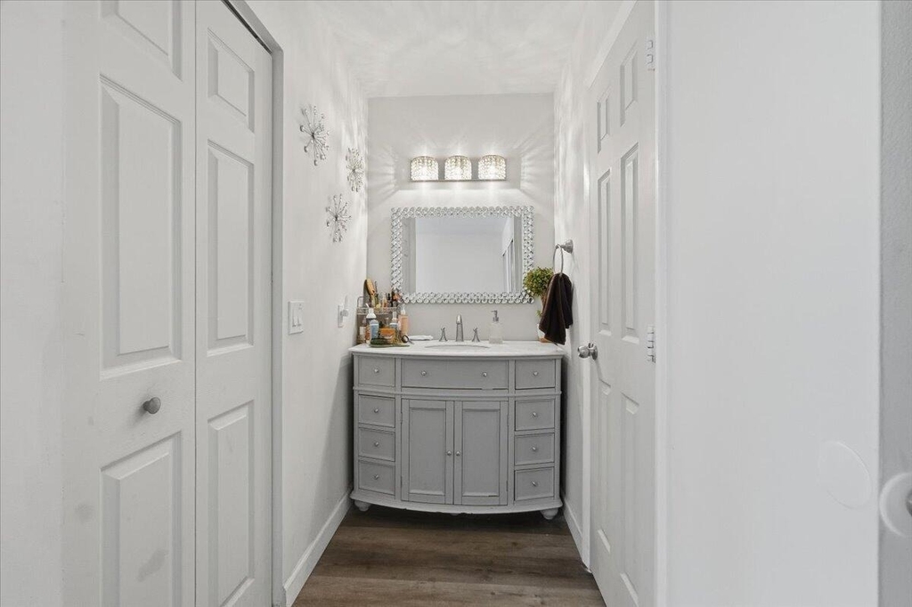 9240 Nw 14th Street - Photo 17