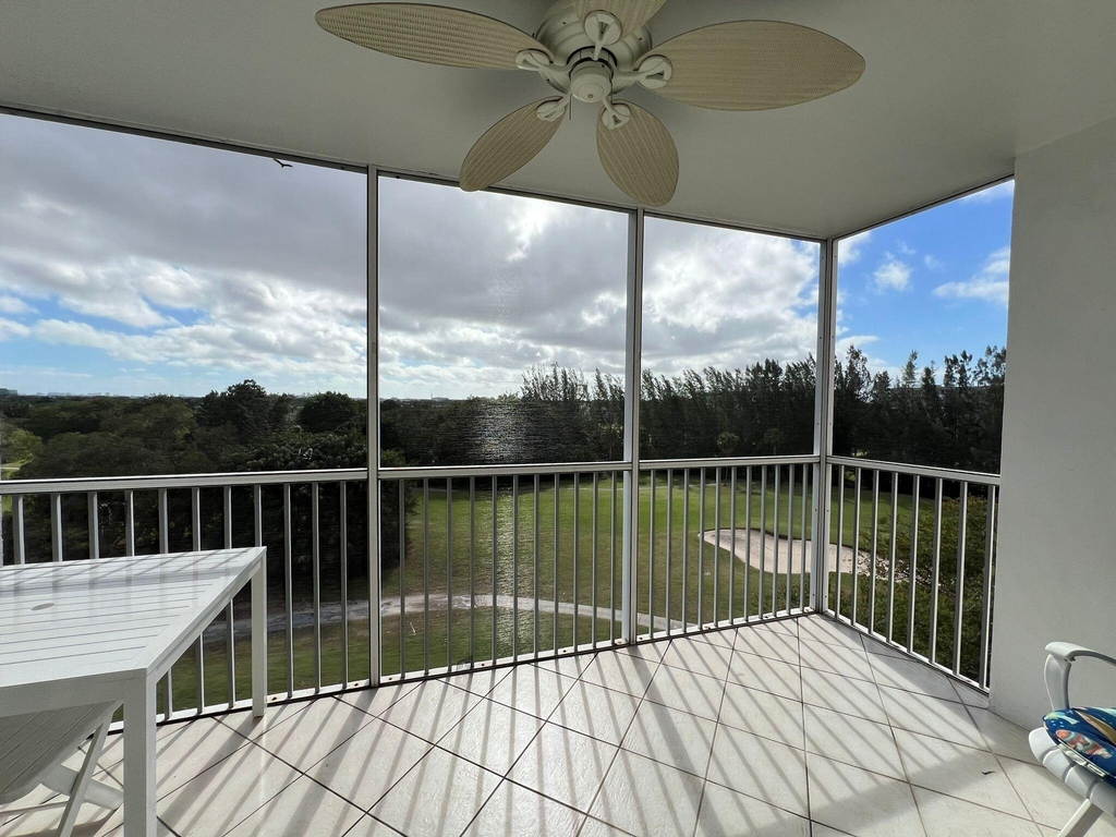 3150 N Palm Aire Drive - Photo 6