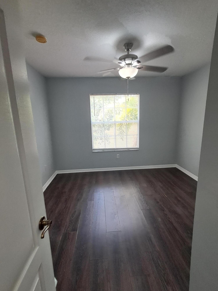 2155 Se Eatonville Drive - Photo 11