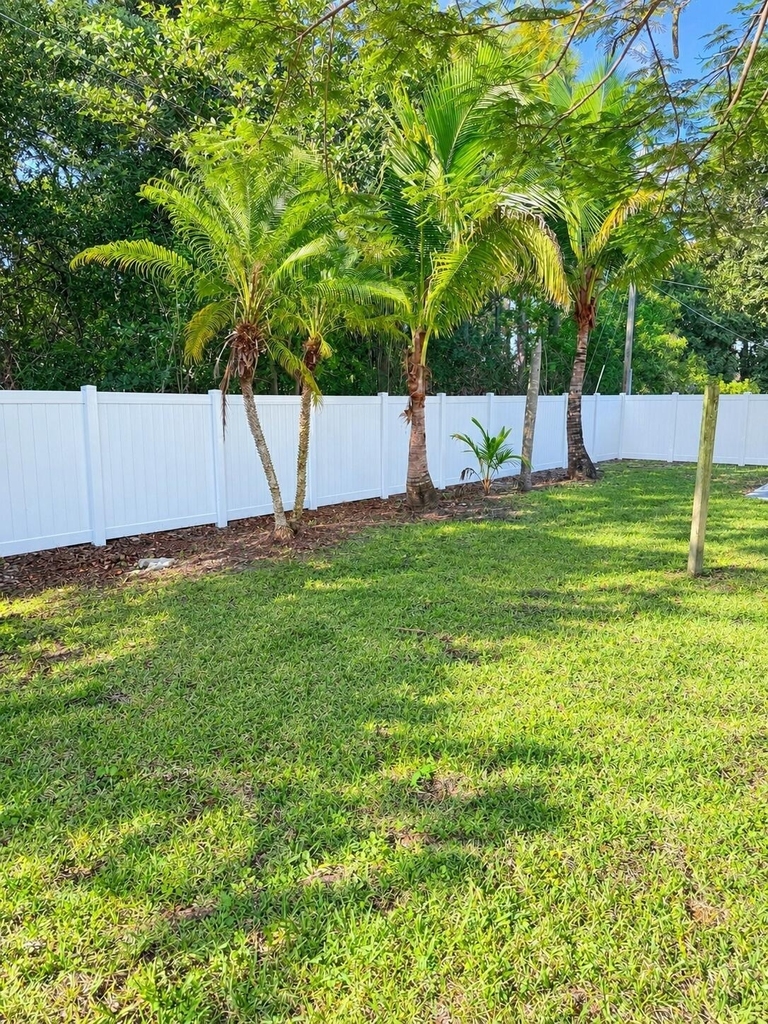 534 Nw Billiar Avenue - Photo 9