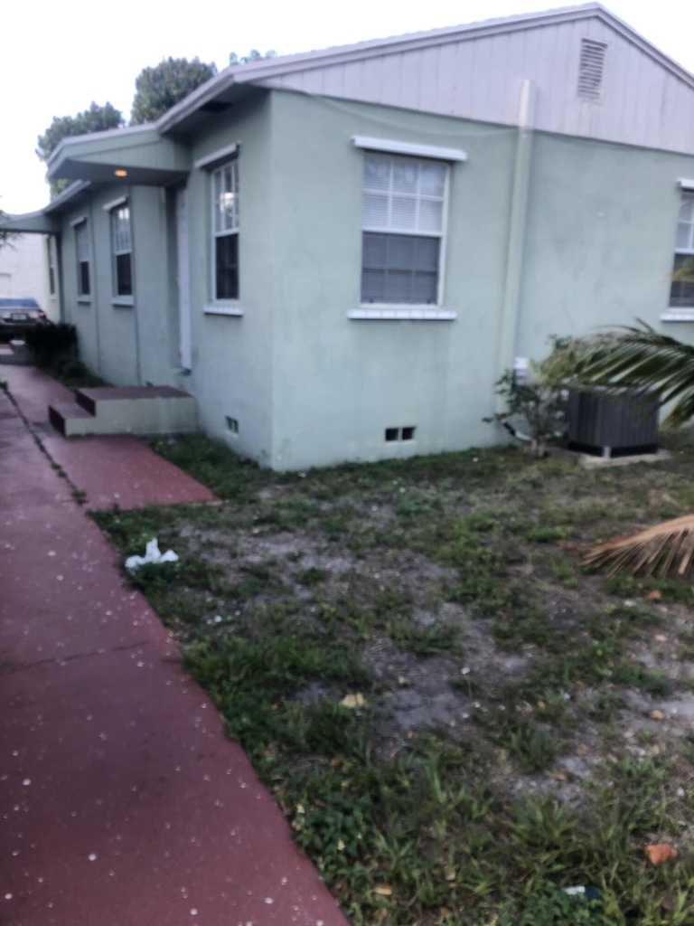 1307 Lucerne Avenue - Photo 1