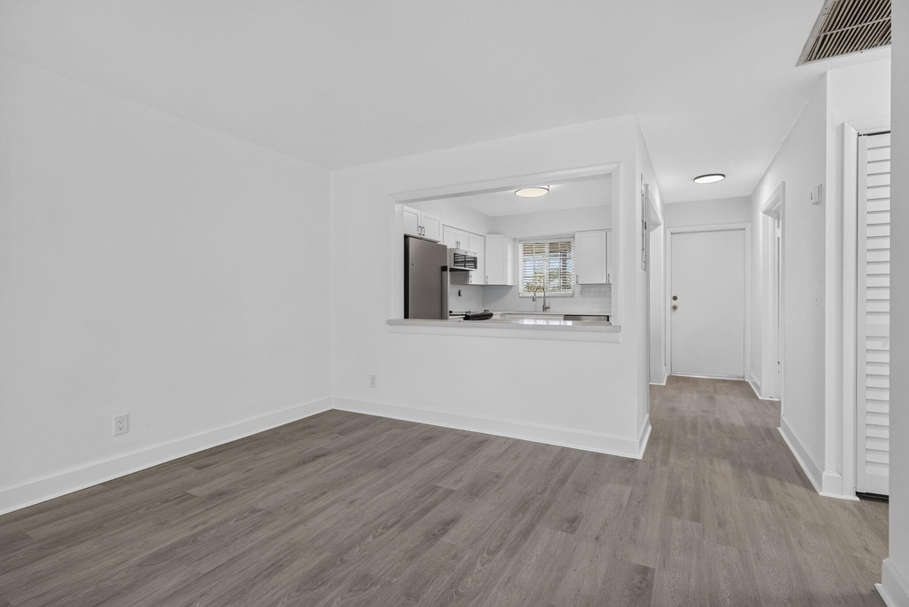 405 Southwind Drive - Photo 19