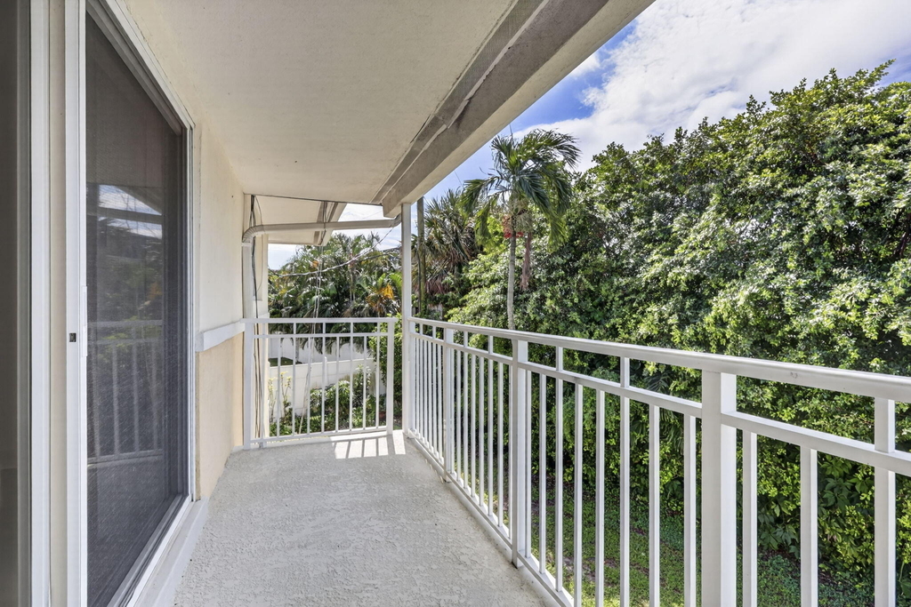 405 Southwind Drive - Photo 25