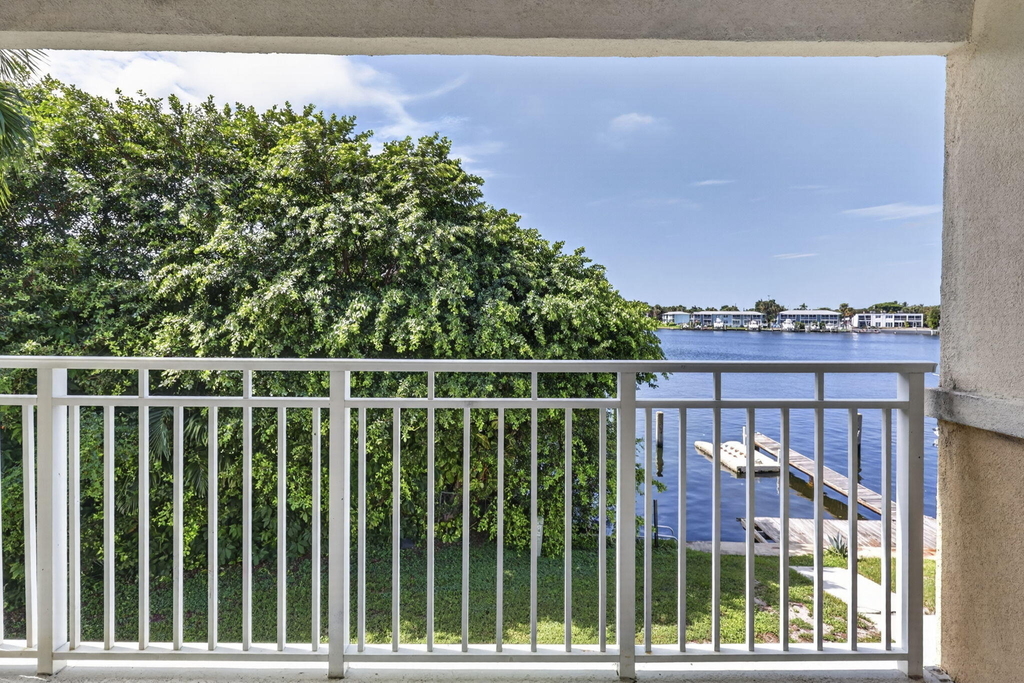 405 Southwind Drive - Photo 26