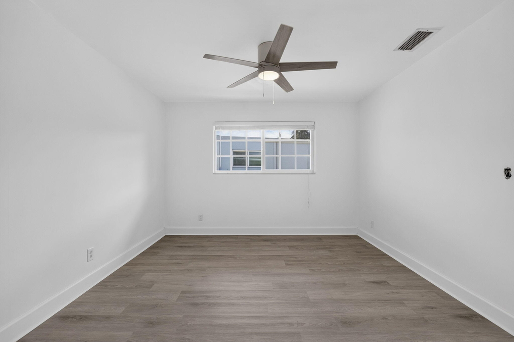 405 Southwind Drive - Photo 12