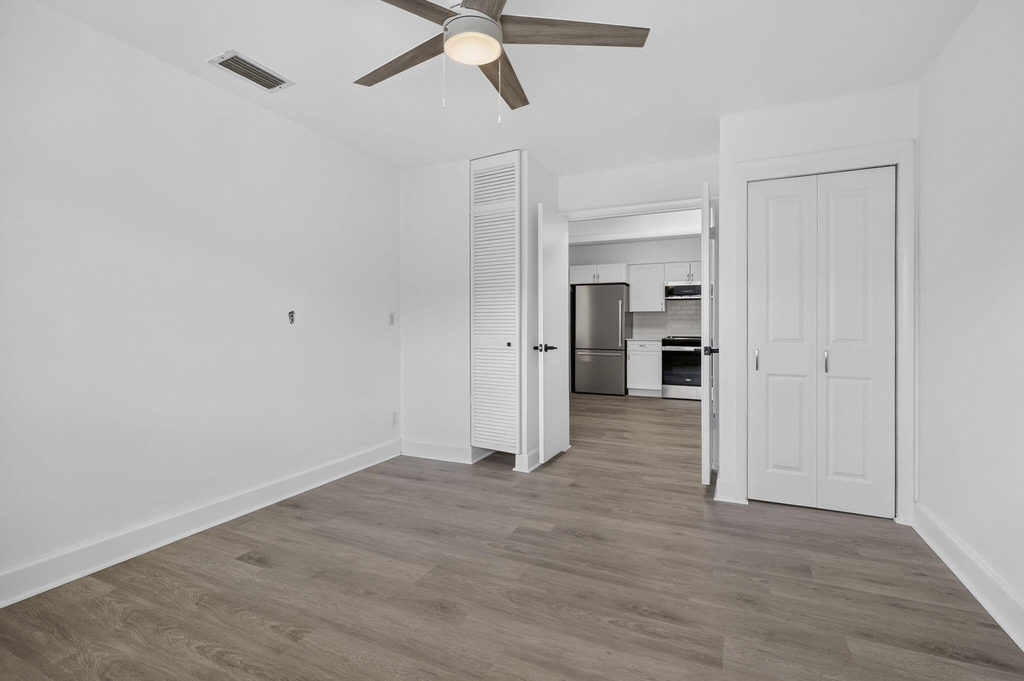 405 Southwind Drive - Photo 10