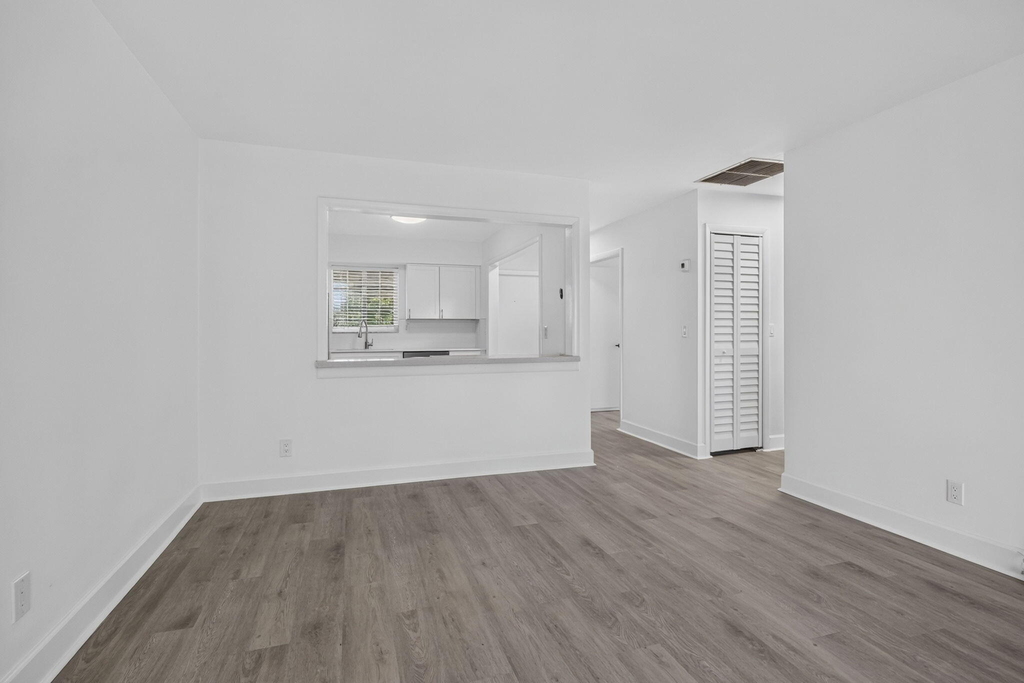 405 Southwind Drive - Photo 20