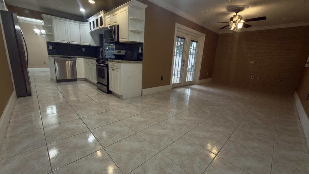 8391 Nw 21st Court - Photo 3