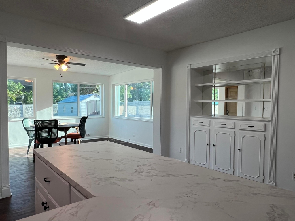 214 Sw 3rd Avenue - Photo 8