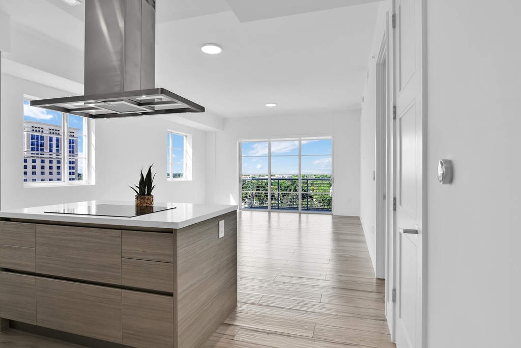 155 E Boca Raton Road - Photo 9
