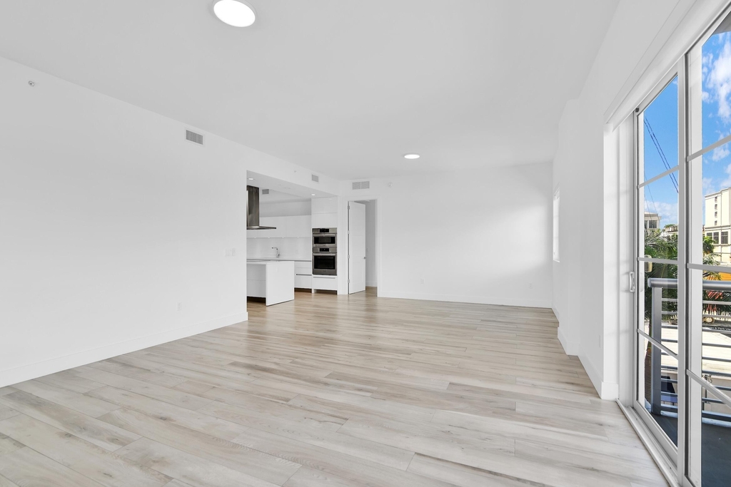 155 E Boca Raton Road - Photo 22