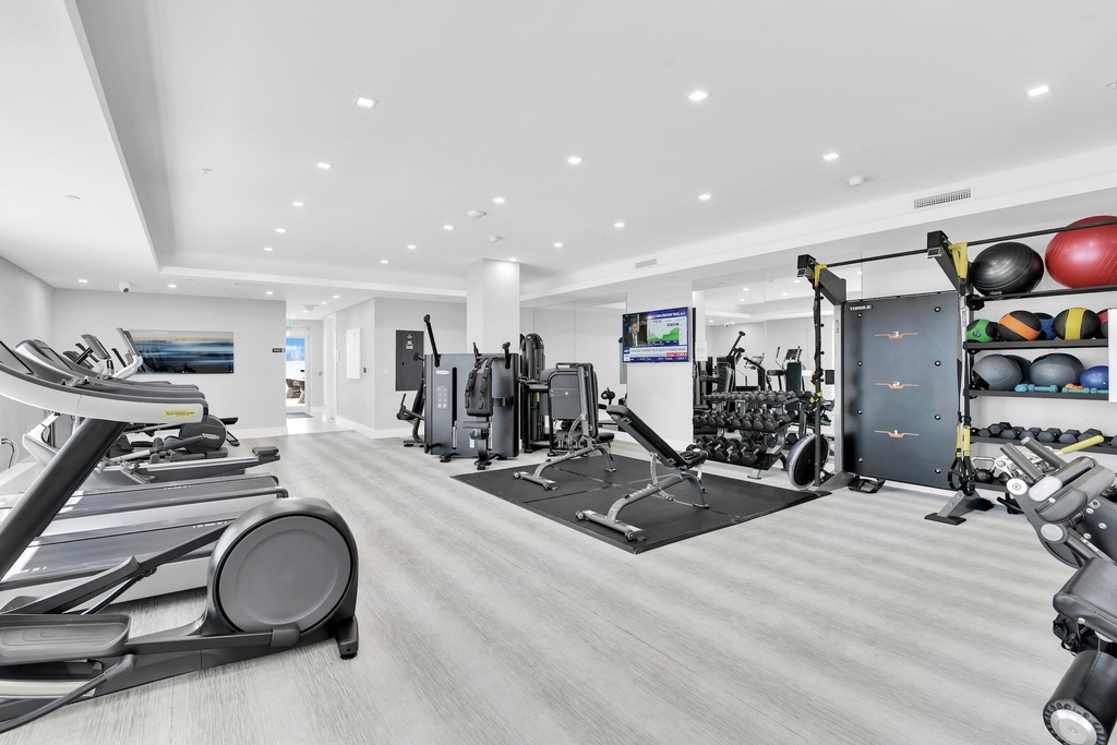 155 E Boca Raton Road - Photo 9