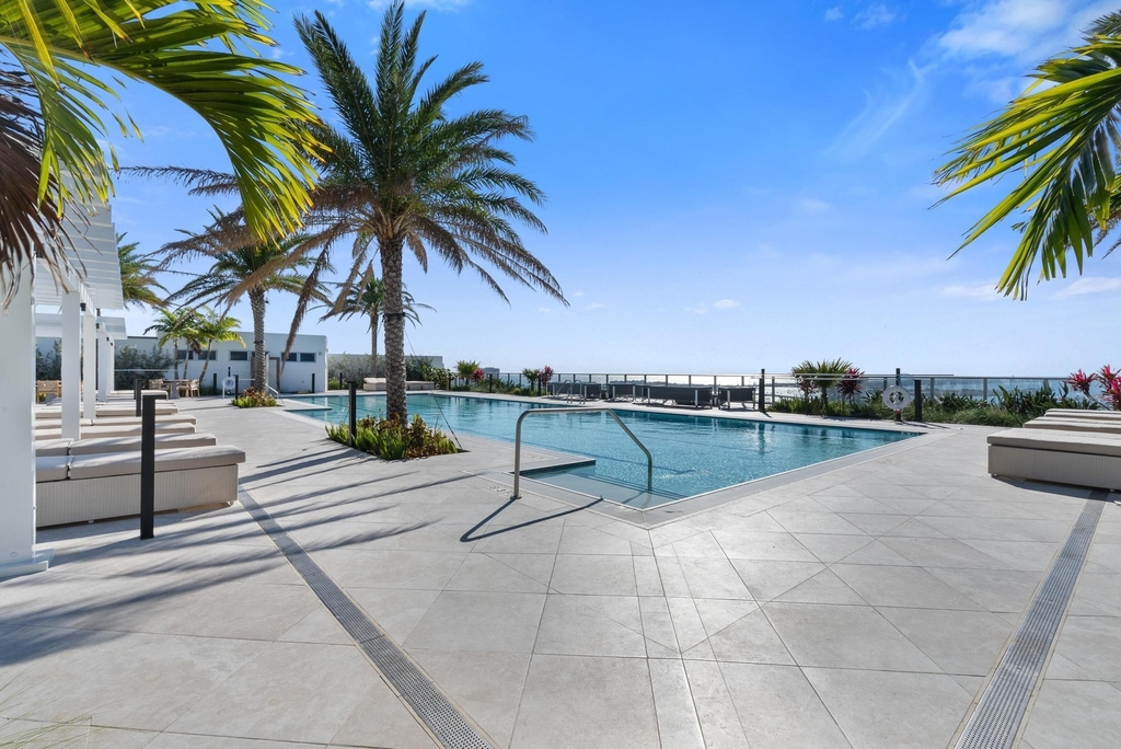 220 Lake Shore Drive - Photo 20