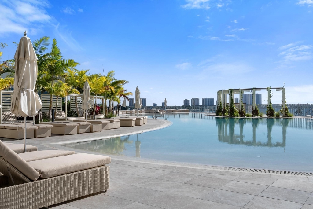 220 Lake Shore Drive - Photo 16