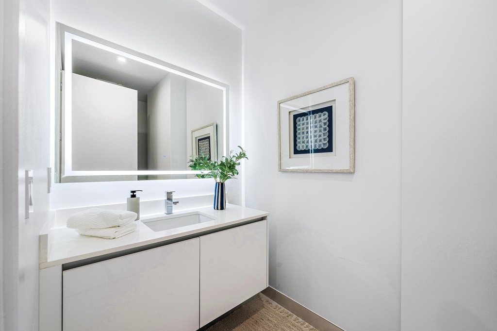 220 Lake Shore Drive - Photo 11