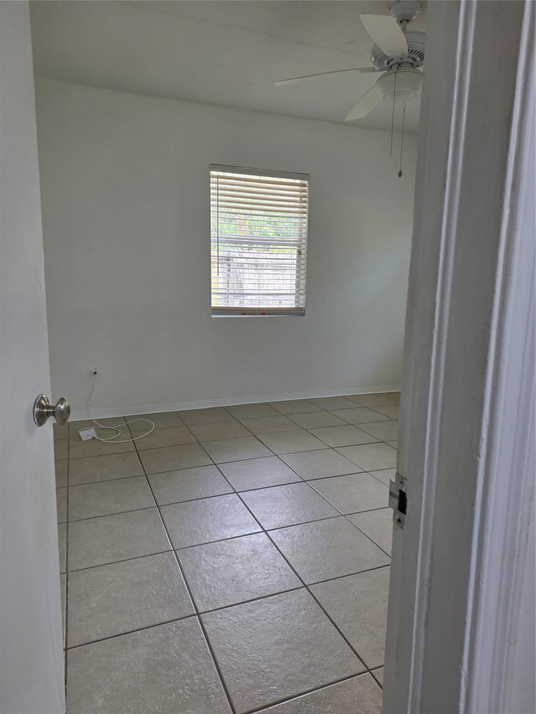 1248 17th Place - Photo 14