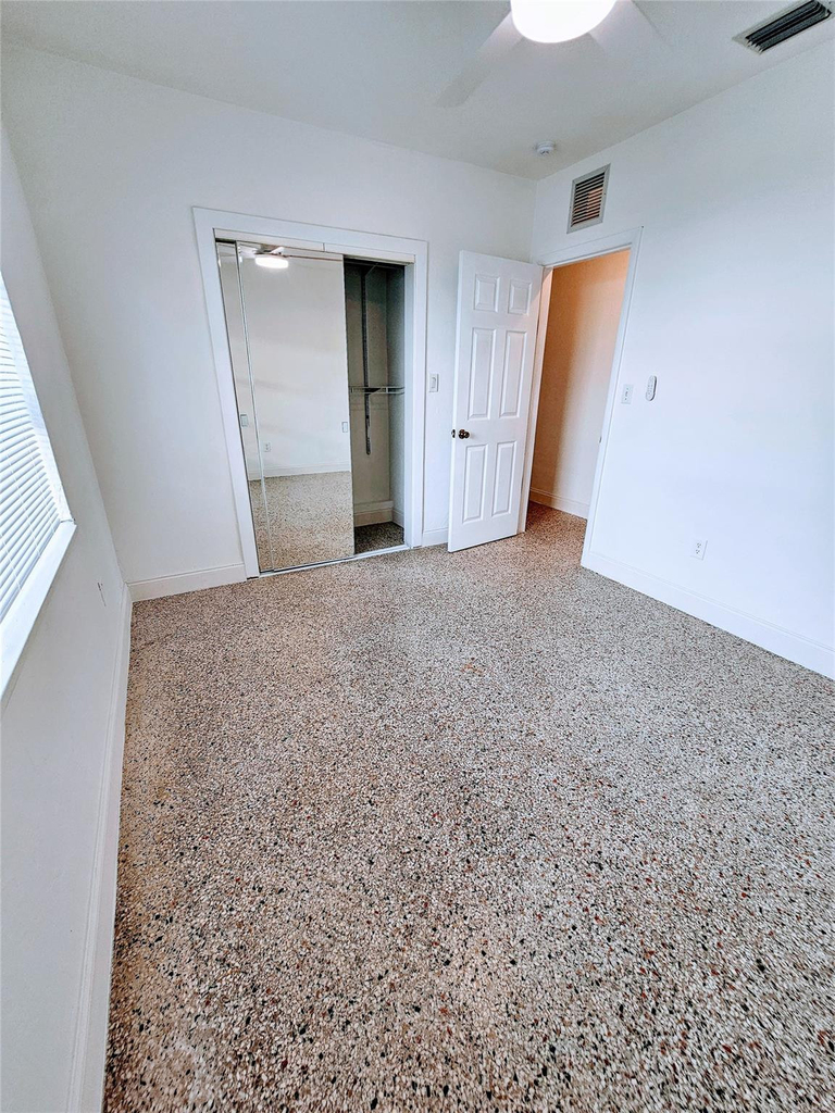 2040 Ne 174th Street - Photo 16