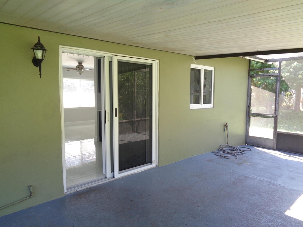 9907 Liberty Court - Photo 12