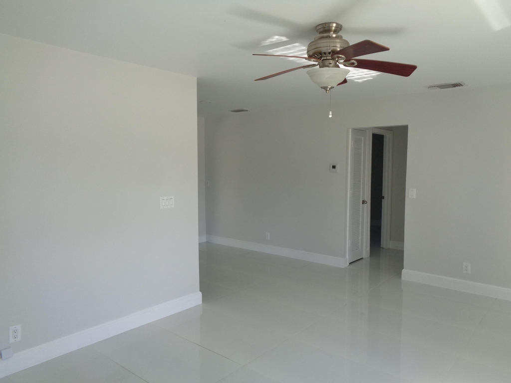 9907 Liberty Court - Photo 5