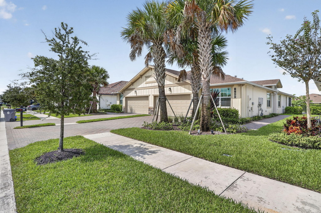 1243 Tangled Orchard Trace - Photo 2