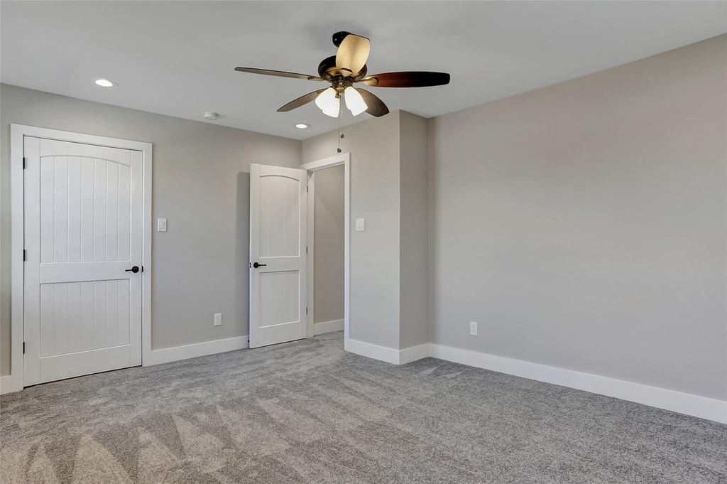 1304 Country Road - Photo 24